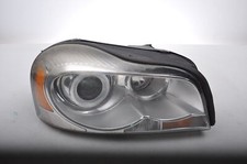 VOLVO XC90  FRONT RIGHT LIGHT HEADLIGHT 31217048