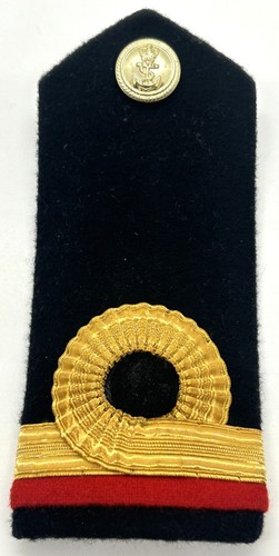 British royal navy surgeon - royal,