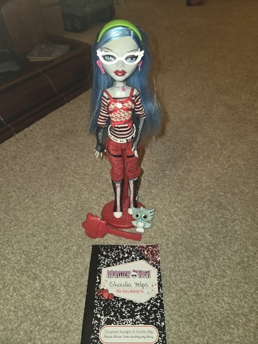 Monster high ghoulia yelps - high,