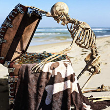 35 Pieces Gold Metal Pirate