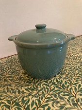 Large, Vintage Denby Manor Green casserole dish with lid and handles 5.75 pints