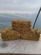 Mini straw bale 