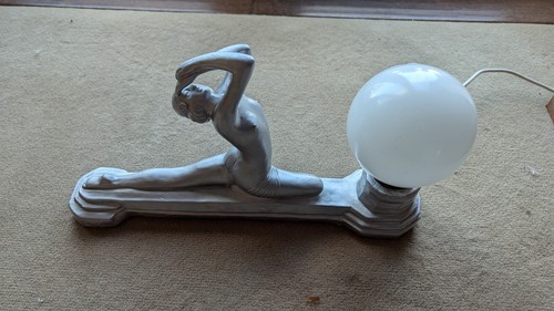 Art deco lamp - art,