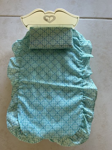 Vintage 70s sindy doll bed - 70s,