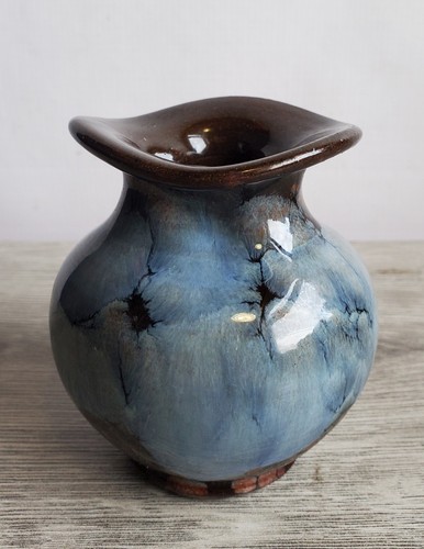 Ewenny studio pottery lava - studio,