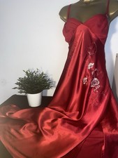 PRESENCE LIQUID SATIN RED NEGLIGEE/ NIGHTDRESS SIZE 14