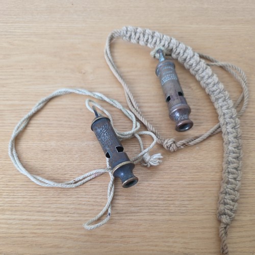 Vintage whistles emca and - vintage,