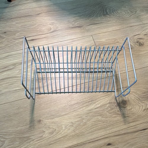 Metal wire freestanding - wire, cd