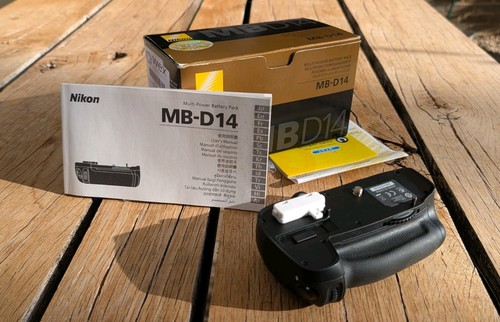 Genuine nikon d14 battery - genuine, mb-d14