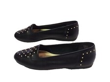 8.5 M gwiz Gold Studded Black Leather Emmy Flats Studs 276101