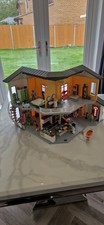 Playmobil House With Accessories And Figures