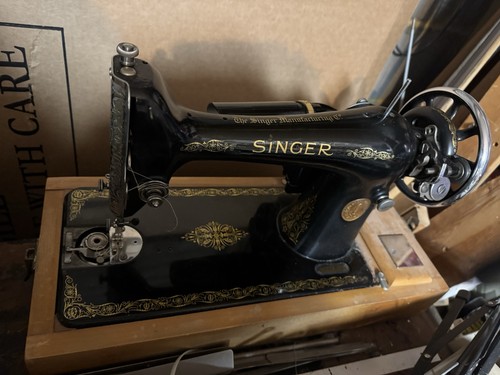 Singer vintage sawing machine - singer,