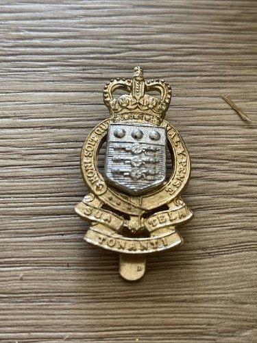 Hat badge c - badge, royal