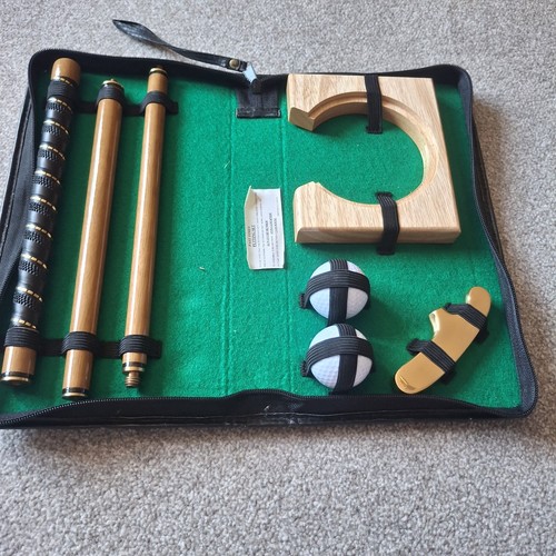 Executive portable putting - executive,