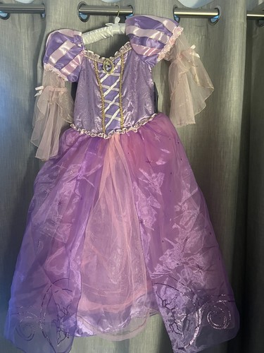Disney store deluxe - disney,