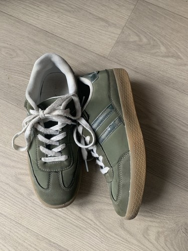 Green camo size - 2, trainers