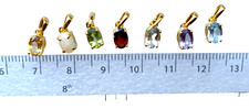 10 ct Gold  peridot / green