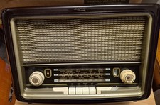 Vintage Bush VHF71 Valve Radio