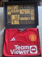 SIGNED Shirt Eriksen