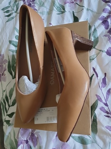Bnib damart camel - camel, shoe