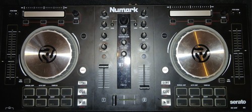 Numark mixtrack pro - mixtrack, 3