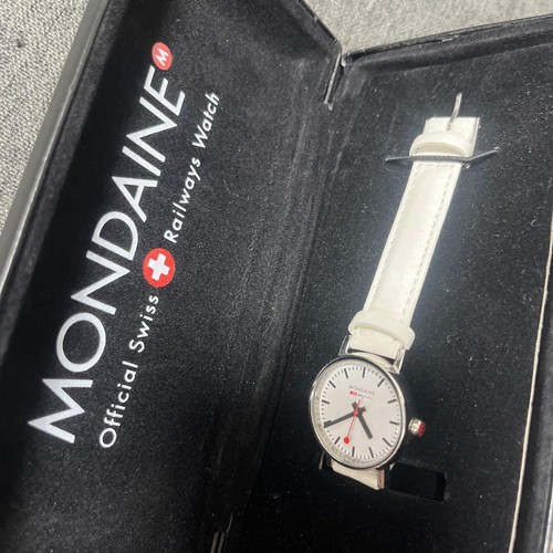 Mondaine men quartz - mondaine,