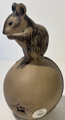 Poole pottery mouse - mouse, on