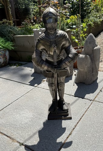 C1920 cast iron knight - iron,