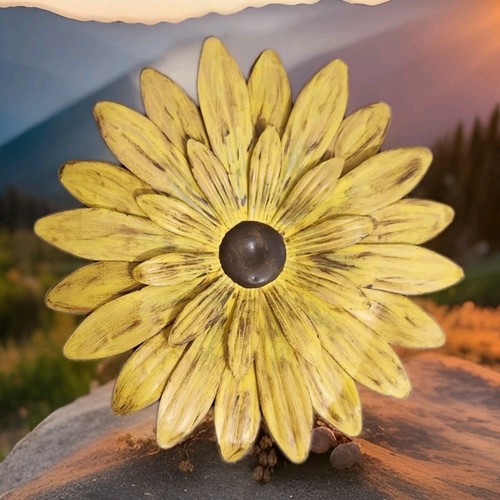 Metal flower wall decor - wall,