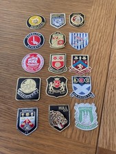 VINTAGE 1971-72 ESSO FOIL FOOTBALL CLUB BADGES BUY IT NOW 99p EACH  ALL MINT