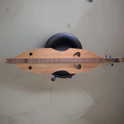 Vtg handcrafted string - 4-string, 42"