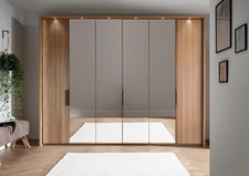 GERMAN WARDROBE TRADE FITTED