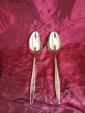 2 Oneida Oneidacraft Deluxe