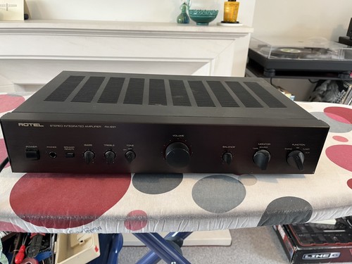 Rotel 931 integrated - rotel,