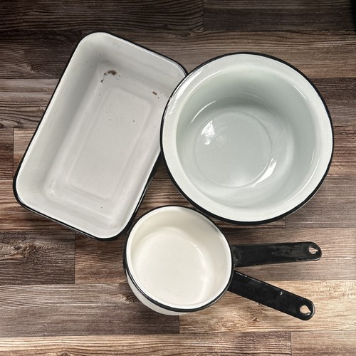 Vintage enamelware set lot - enamelware,
