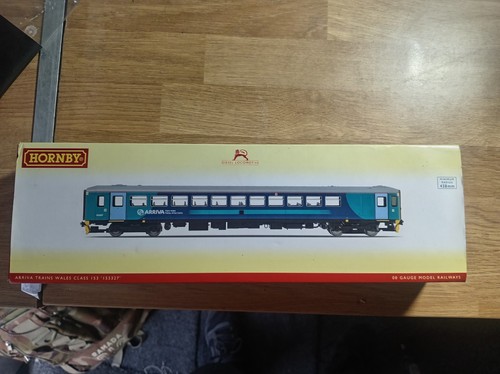Hornby r2932 arriva trains - arriva,