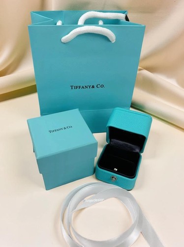 Tiffany engagement ring - tiffany,