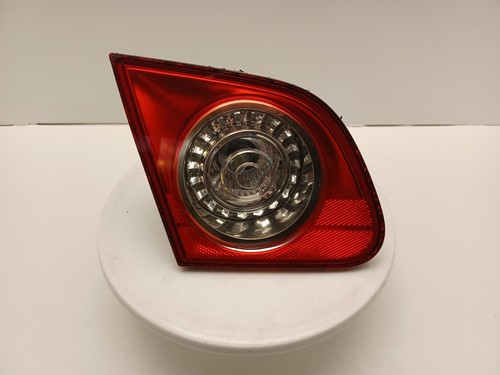 Volkswagen passat tail light - volkswagen,
