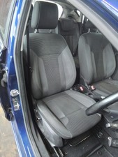 FRONT SEAT RH FORD FIESTA MK7