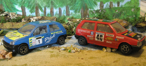 Bburago scale renault - scale,