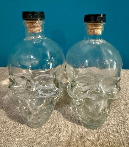 Two glass skull - glass,