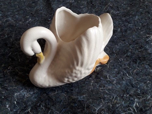 Vintage sylvac ceramic swan - sylvac,