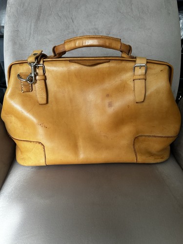 Vintage tan leather doctor - leather, doctor's