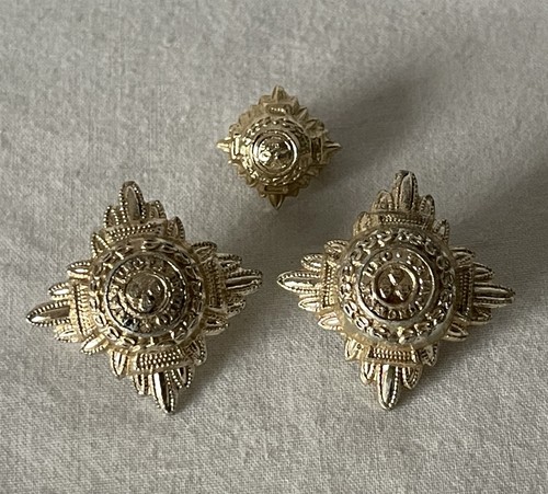 Vintage 2cm approx - 3, metal