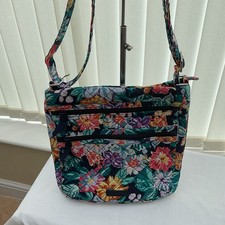 VERA BRADLEY TRIPLE ZIP HIPSTER