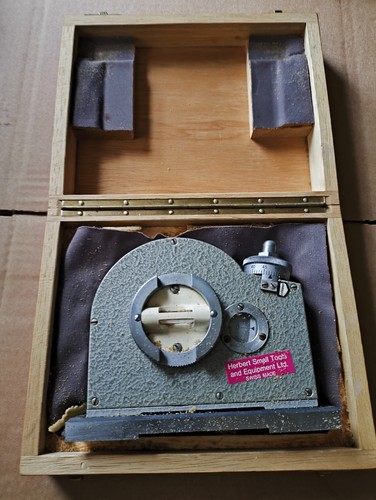Herbert small swiss - small,