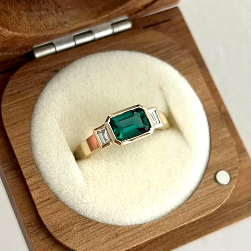 2ct emerald green diamond - emerald,