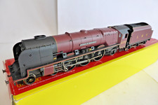 OO Gauge Hornby R2230  Duchess 8P  6230  LMS Maroon 'Duchess of Buccleuch'