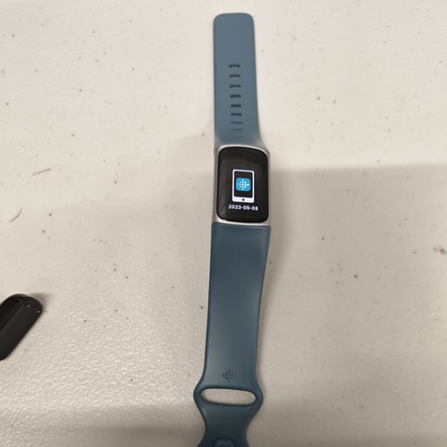 Fitbit charge fitness watch - charge,