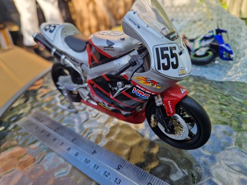 New ray honda rc51 - new-ray,